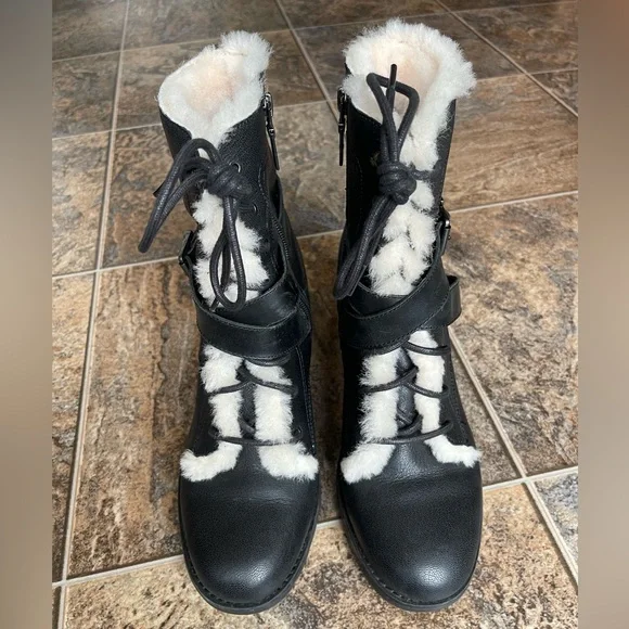 UGG | Shoes | Ugg Ingrid Leather Fur Trim Combat Boots Black  display picture 1